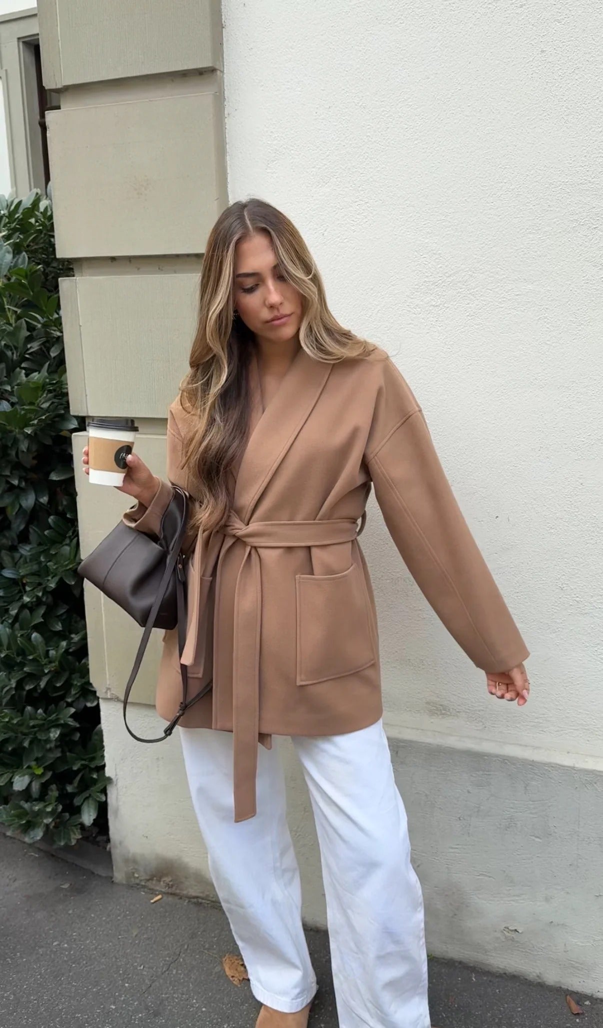 Abrigo Taupe Velvet