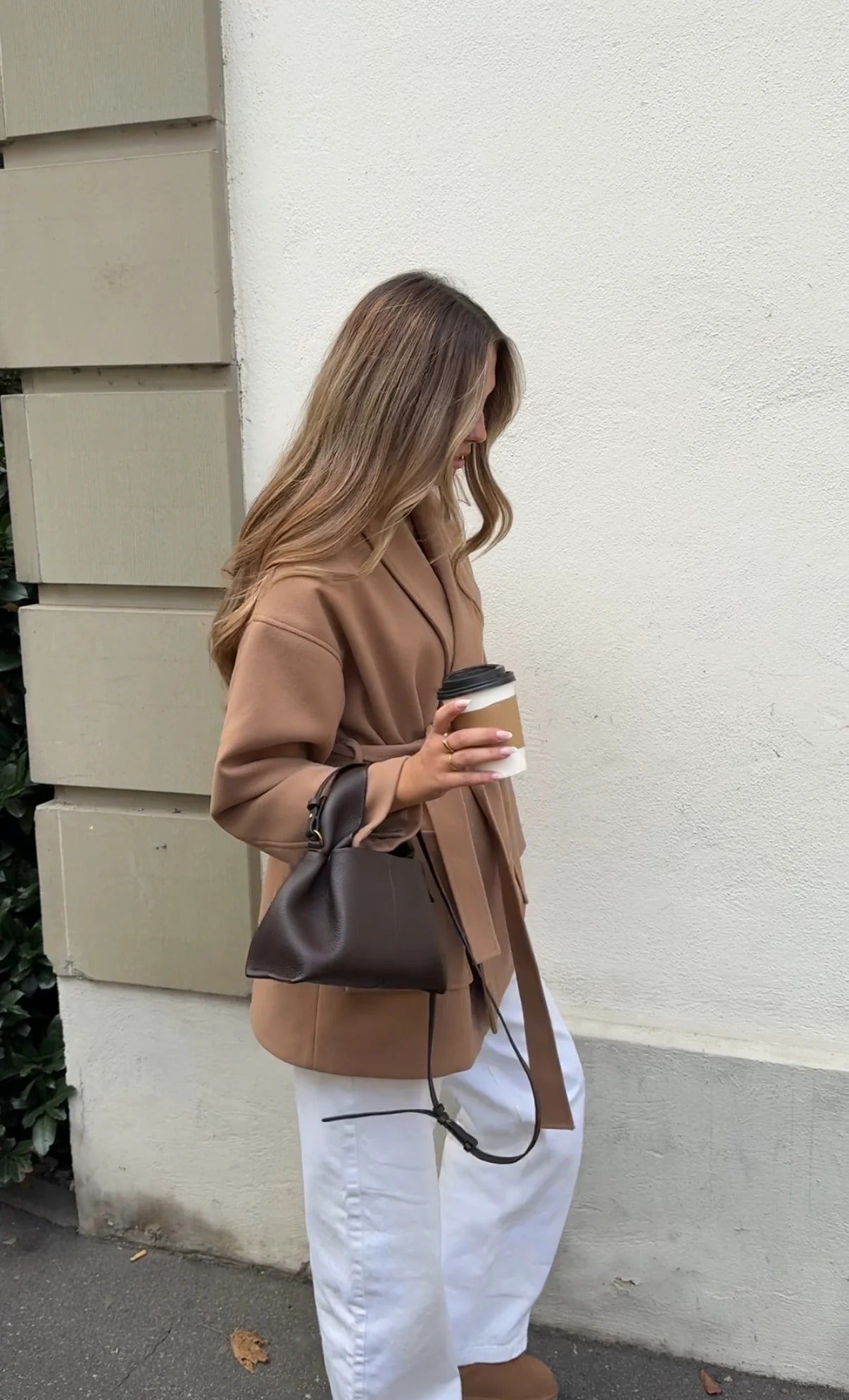 Abrigo Taupe Velvet