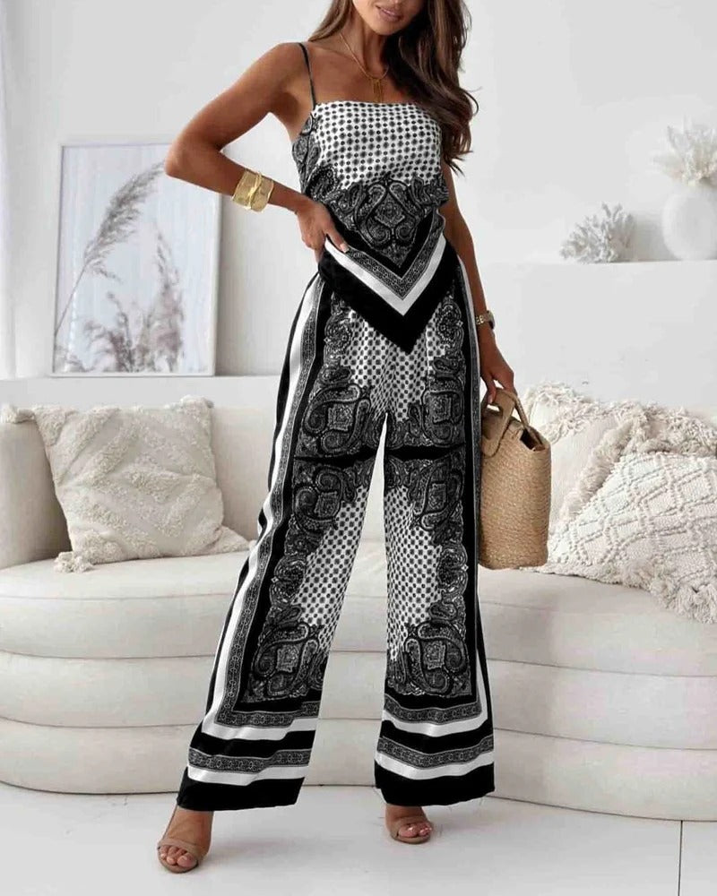 Moira / Conjunto de Dos Piezas con Top de Tirantes y Pantalones Estampados