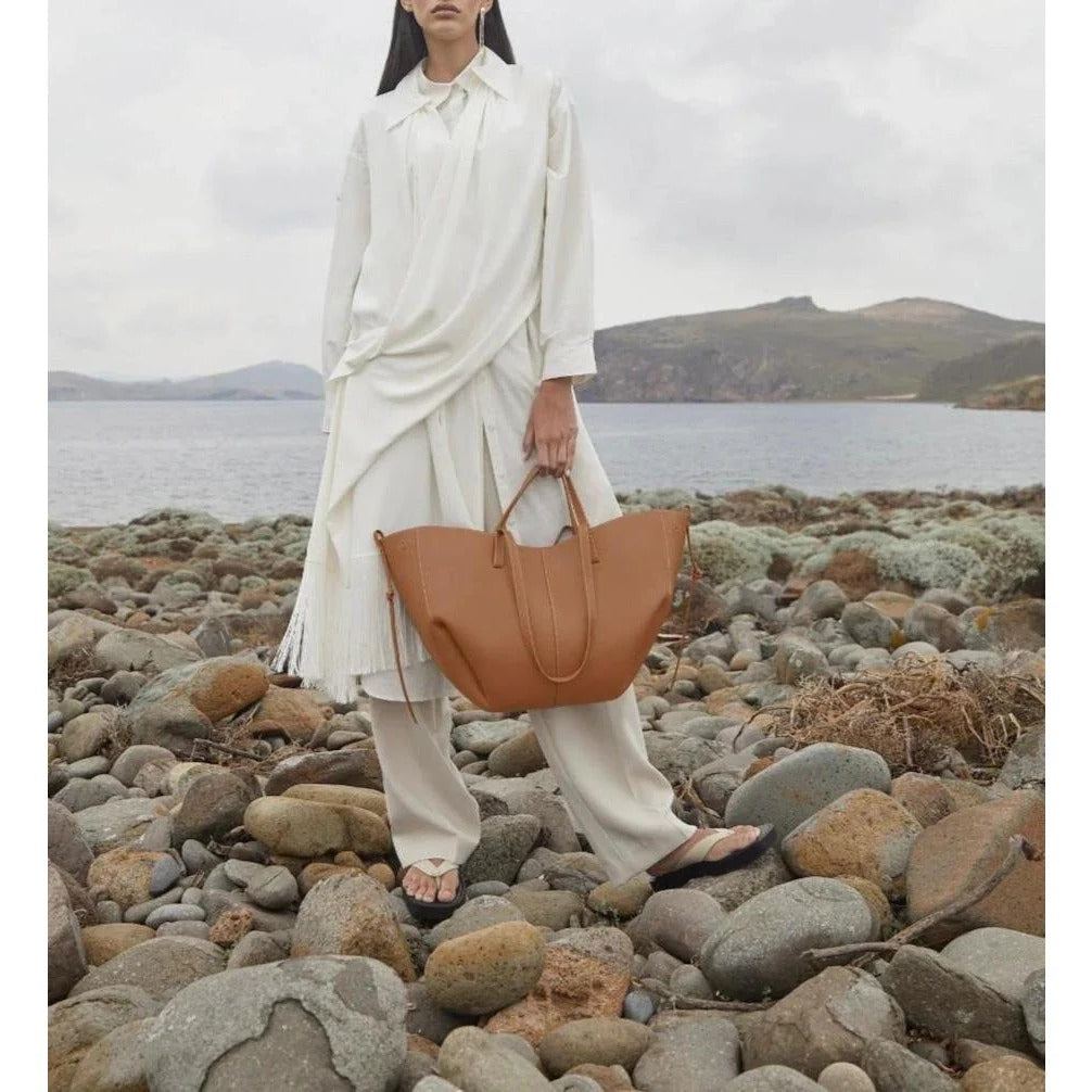 Amaréa / Bolso elegante y funcional para mujer