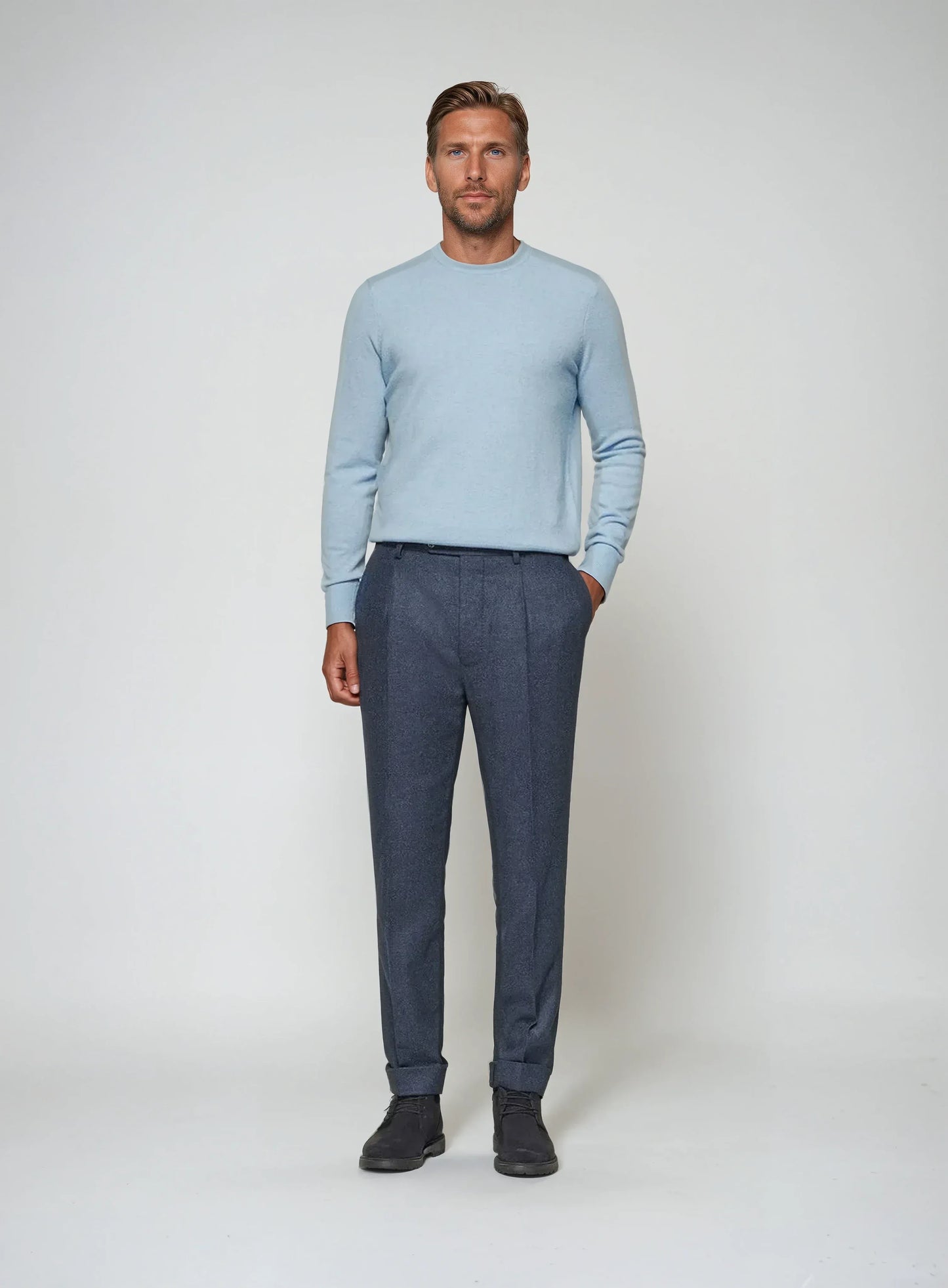 Alba Gris / Suéter con  Estilo y Confort
