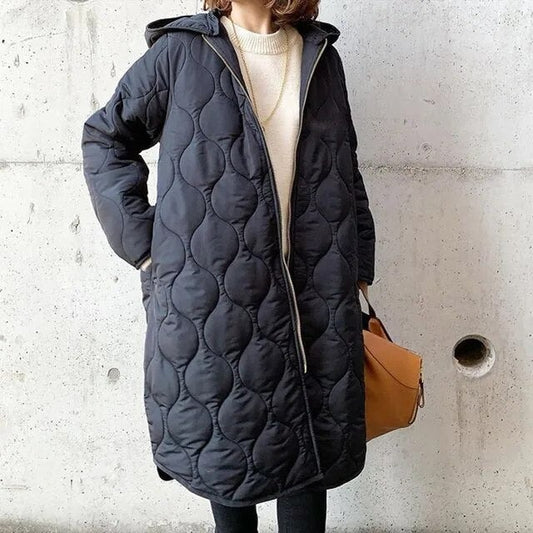 Alara / Parka acolchada femenina con capucha