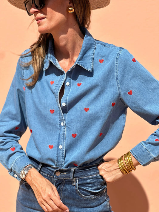 Valeria / Camisa con Estampado de Corazones