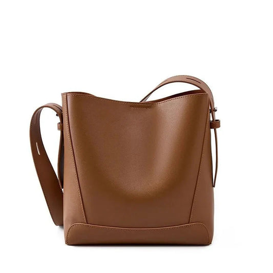 Marita / Bolso Urbano de Gran Capacidad