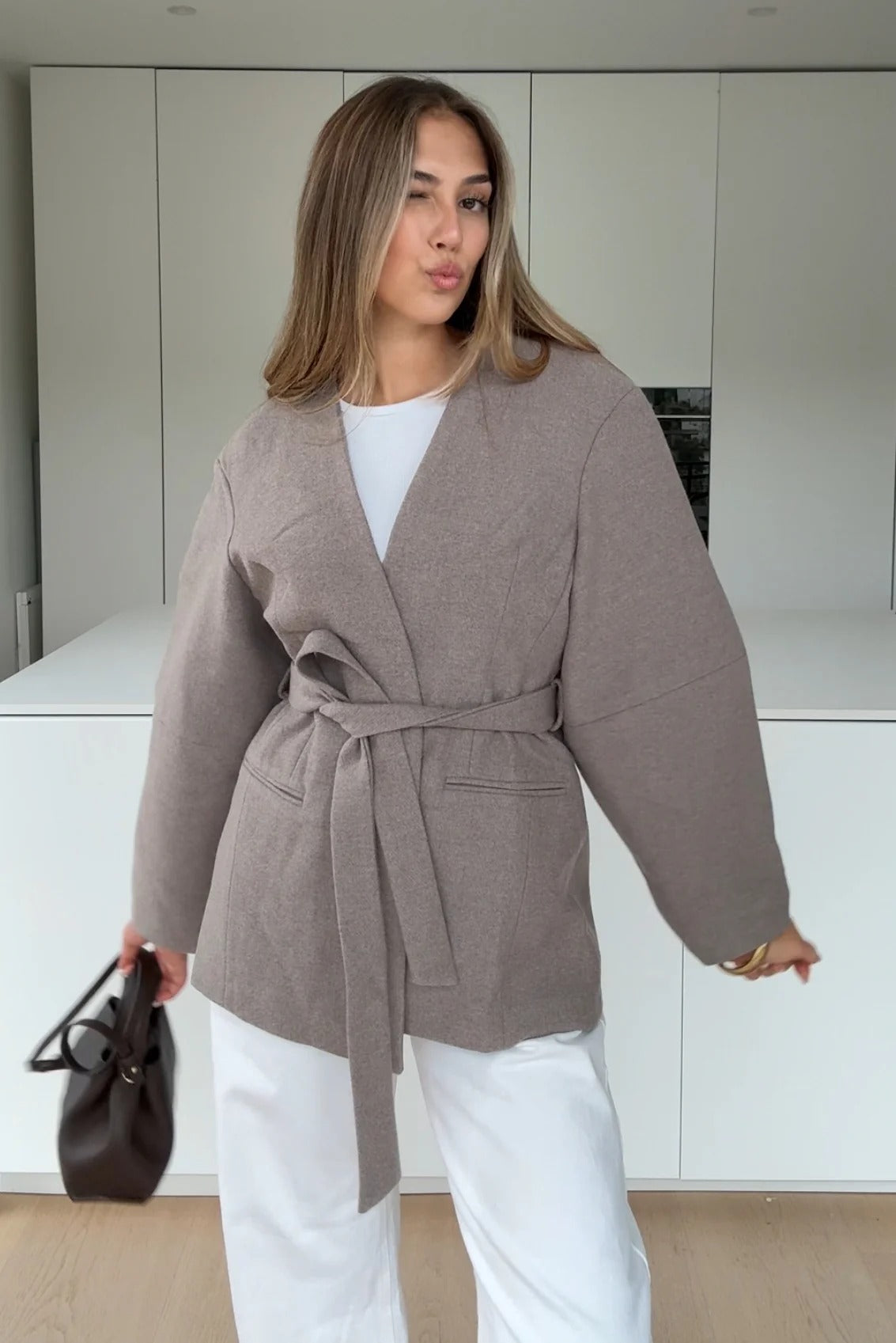 Abrigo Silver Velvet