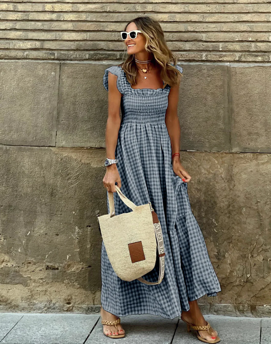 Aurelia / Vestido largo con volantes y detalles a cuadros