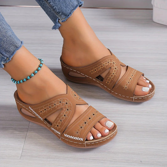 Llerira / Sandalias casuales con plataforma