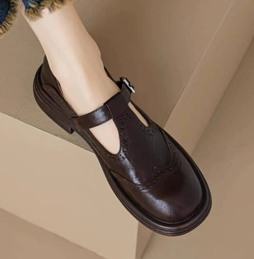 Naima / Mary Janes de cuero elegantes